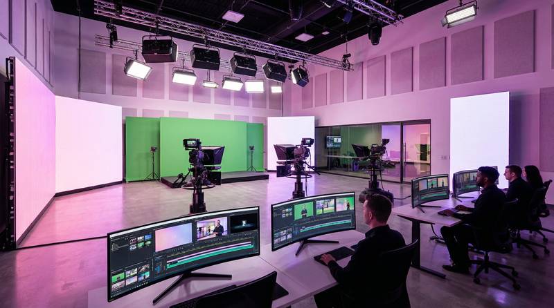 国产精品制片总监